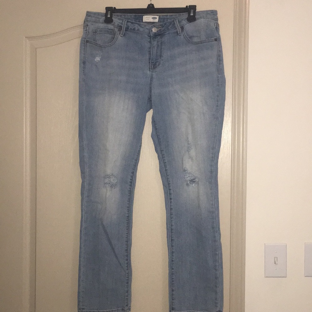Old Navy Distressed Jean